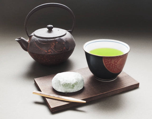 余った切り餅がレンジで変身！「極上あんころ餅」の作り方【保存のコツ付】