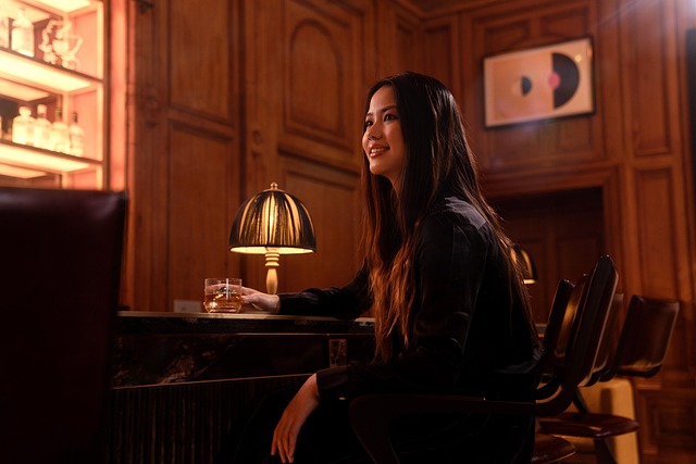 ショットグラスの正解は60ml×極薄。「飲む」を「味わう」に変える自宅バー革命